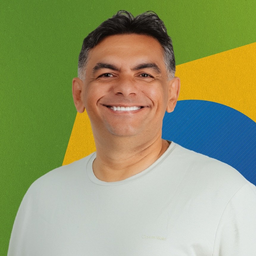 Retrato de Deda Claudino sorrindo